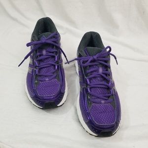 Adidas Falcon Running Shoes